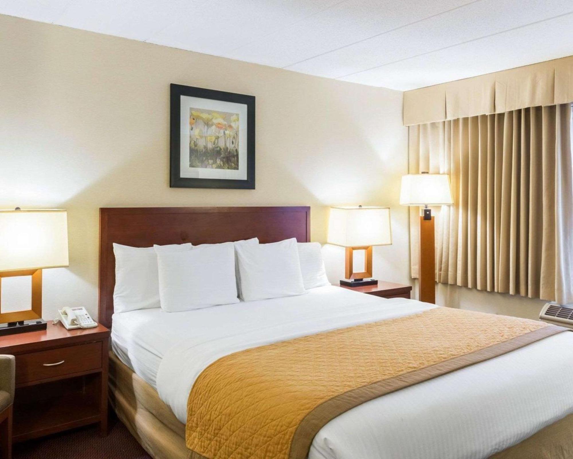Clarion Hotel Somerset Esterno foto