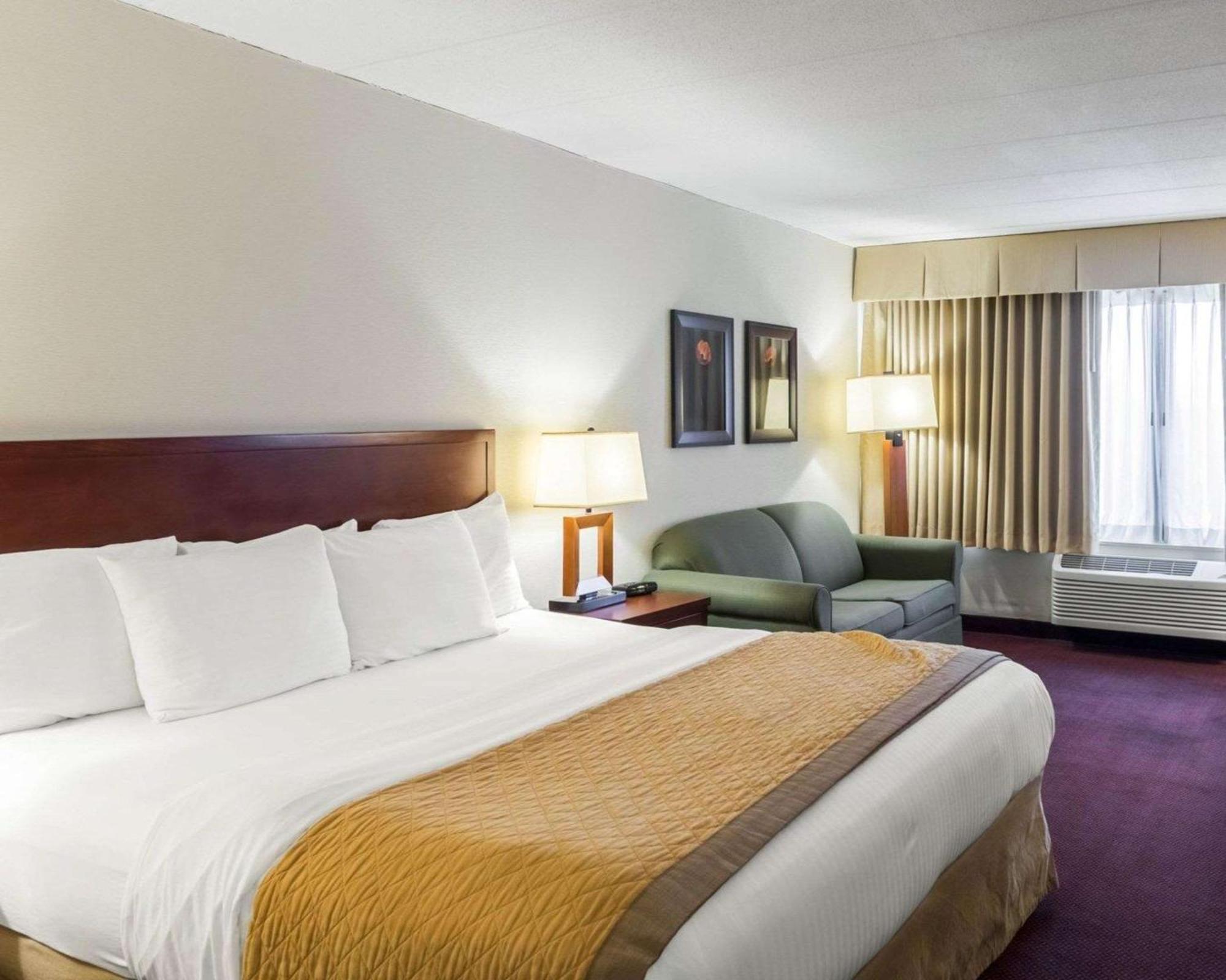 Clarion Hotel Somerset Esterno foto