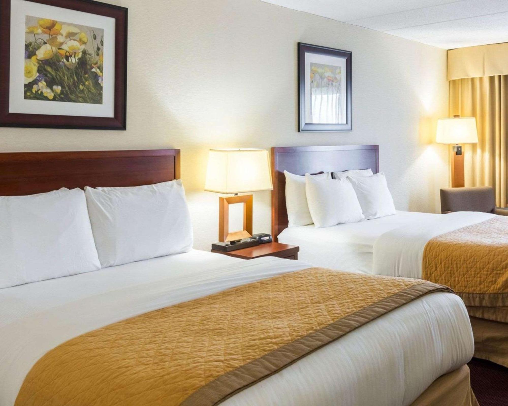 Clarion Hotel Somerset Esterno foto