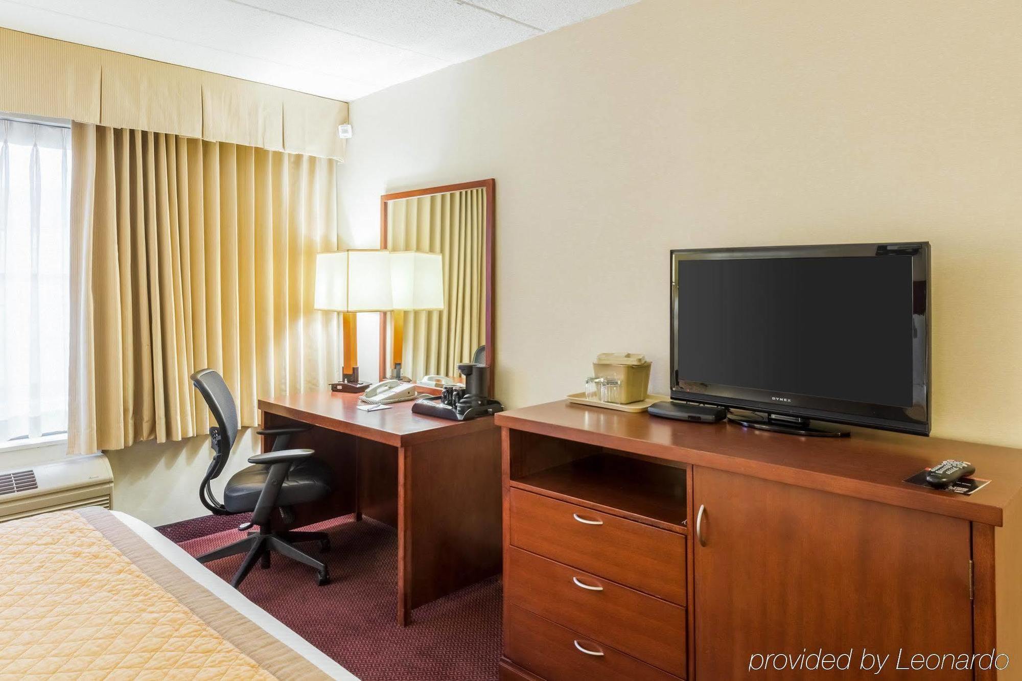 Clarion Hotel Somerset Esterno foto